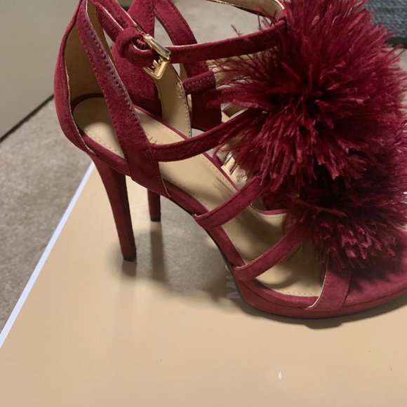 Michael Kors Fara Sandal - Picture 2 of 3